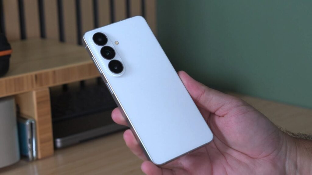 Magnet Qi2.2 Bisa Tertanam Langsung Di Galaxy S27, Casing Khusus Tak Lagi Perlu