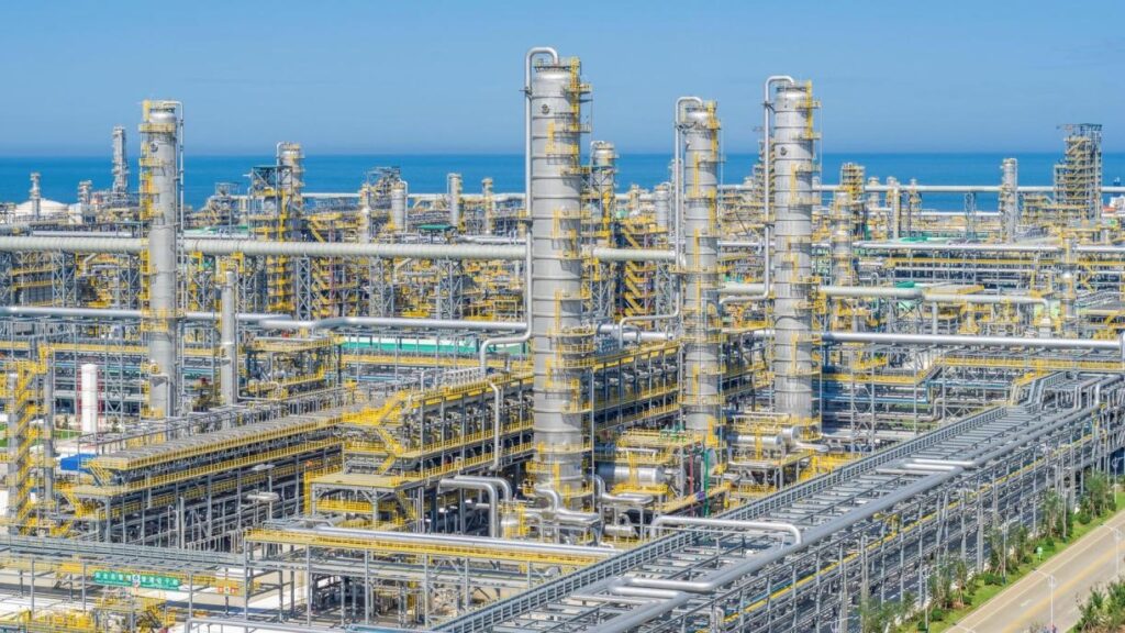 Laba Sinopec Tembus 17,7 Miliar Yuan, Namun Ketergantungan Impor Masih Membayangi