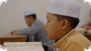 991 Pekerja Rentan di Tanah Bumbu Dapat Perlindungan, Guru Ngaji Kini Lebih Tenang