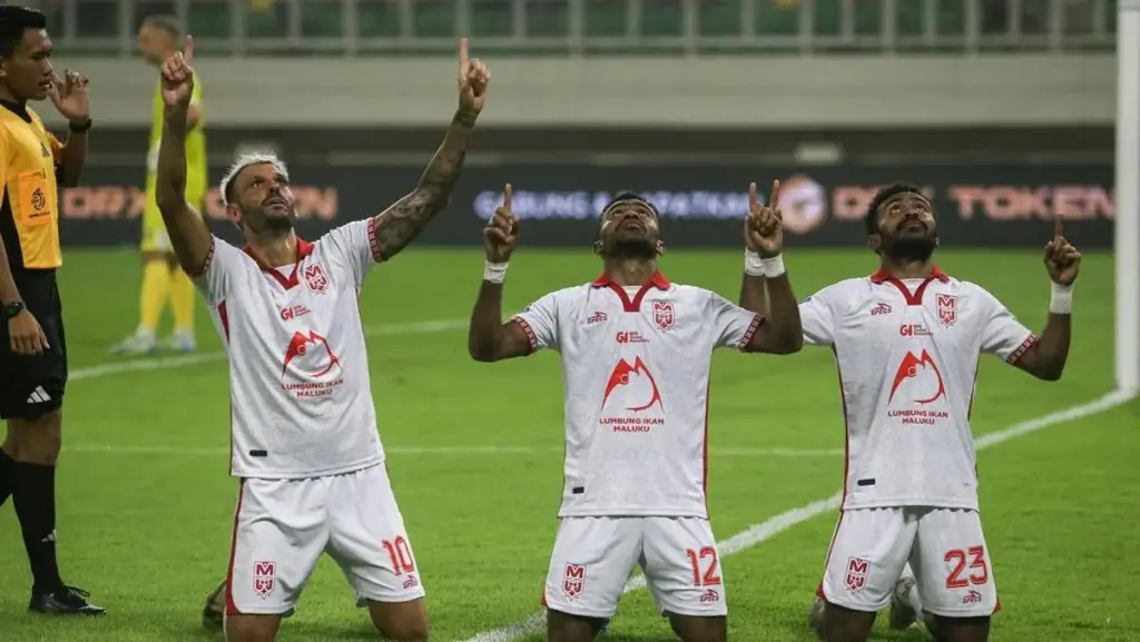 Pesta 7 Gol Malut United Ke Papan Atas, PSBS Biak Tumbang Lagi Dalam Krisis Panjang