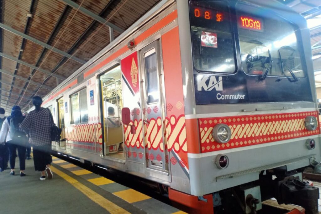 Tarif Cuma Rp8.000, KRL Solo-Yogyakarta Masih Operasi Penuh di Akhir April