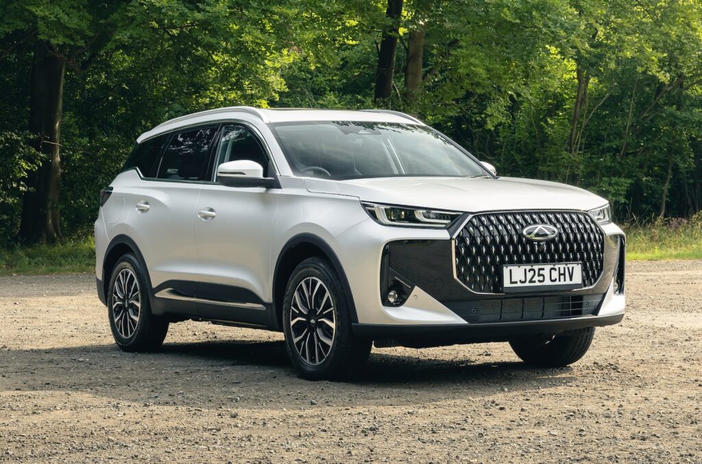 Diskon Chery Tembus Rp200 Juta, SUV Hybrid Premium Turun Kelas Harga