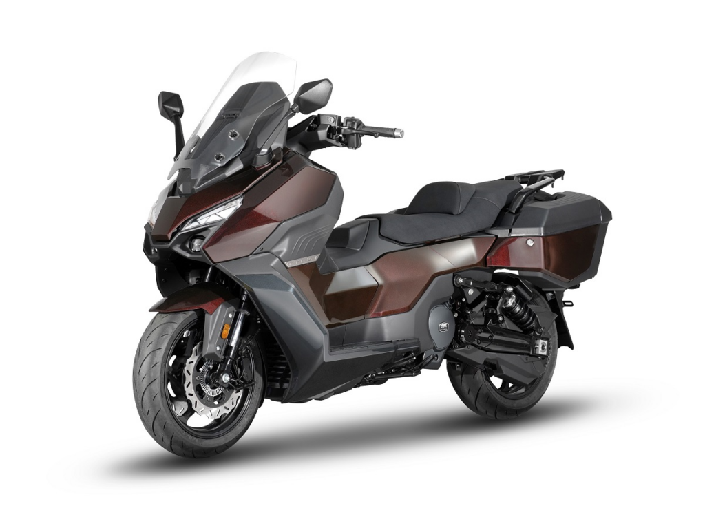 Bobot Seimbang 50:50 dan Twin Cylinder Jadi Kartu Andalan SYM TL 508, Rasa Moge yang Lebih Tertata