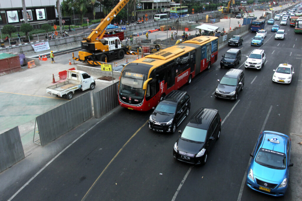 Subsidi TransJakarta Tembus Rp 3,7 Triliun, DKI Kaji Ulang Tarif Setelah 21 Tahun Tetap Rp 3.500