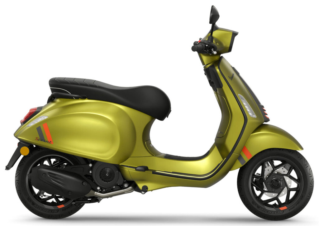 Vespa Sprint S 2026 Dibuka Rp 63,2 Juta, Selisihnya Seberapa Sepadan?