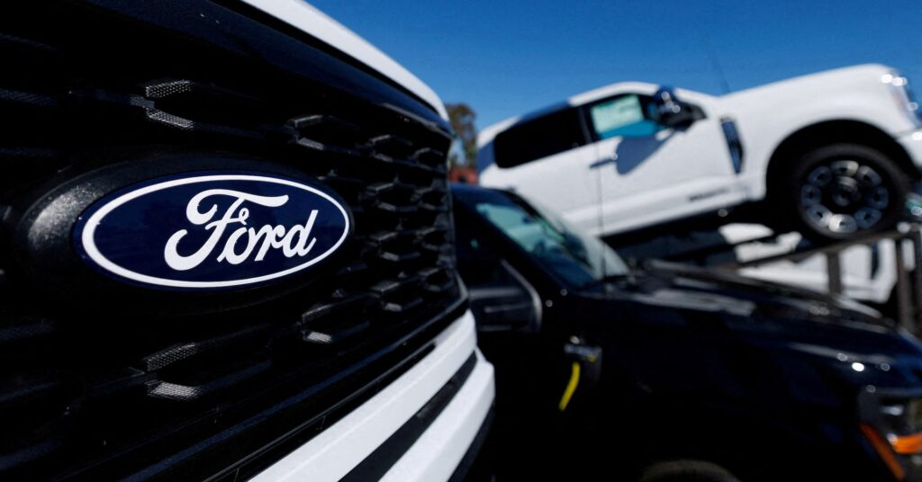Ford Tarik 140.201 Ranger, Kabel Sun Visor Dipantau Karena Risiko Api