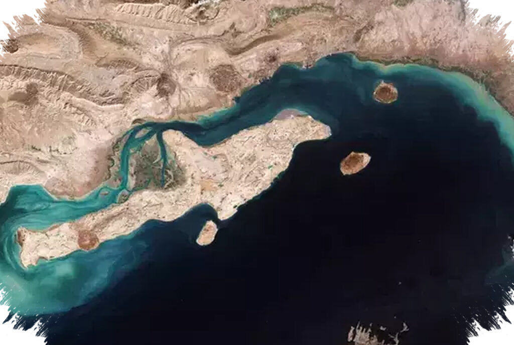Iran Tegaskan Selat Hormuz Belum Bisa Dibuka, Tuduh AS dan Israel Langgar Gencatan