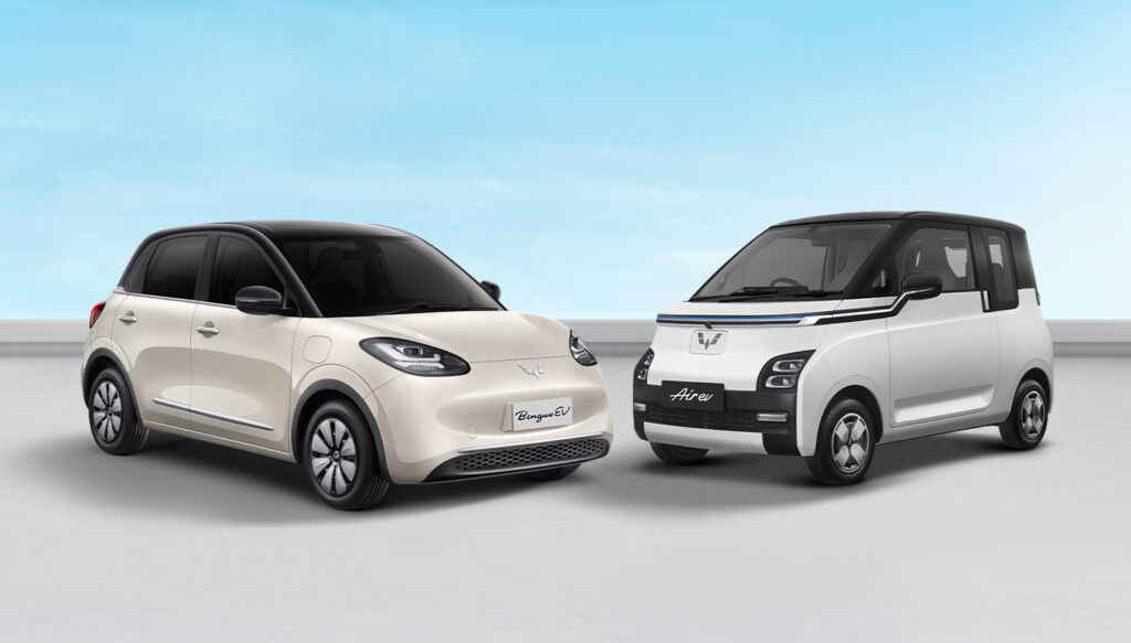 Mobil Listrik Wuling Masuk Rp150 Jutaan, Posisi LCGC Bensin Makin Tertekan