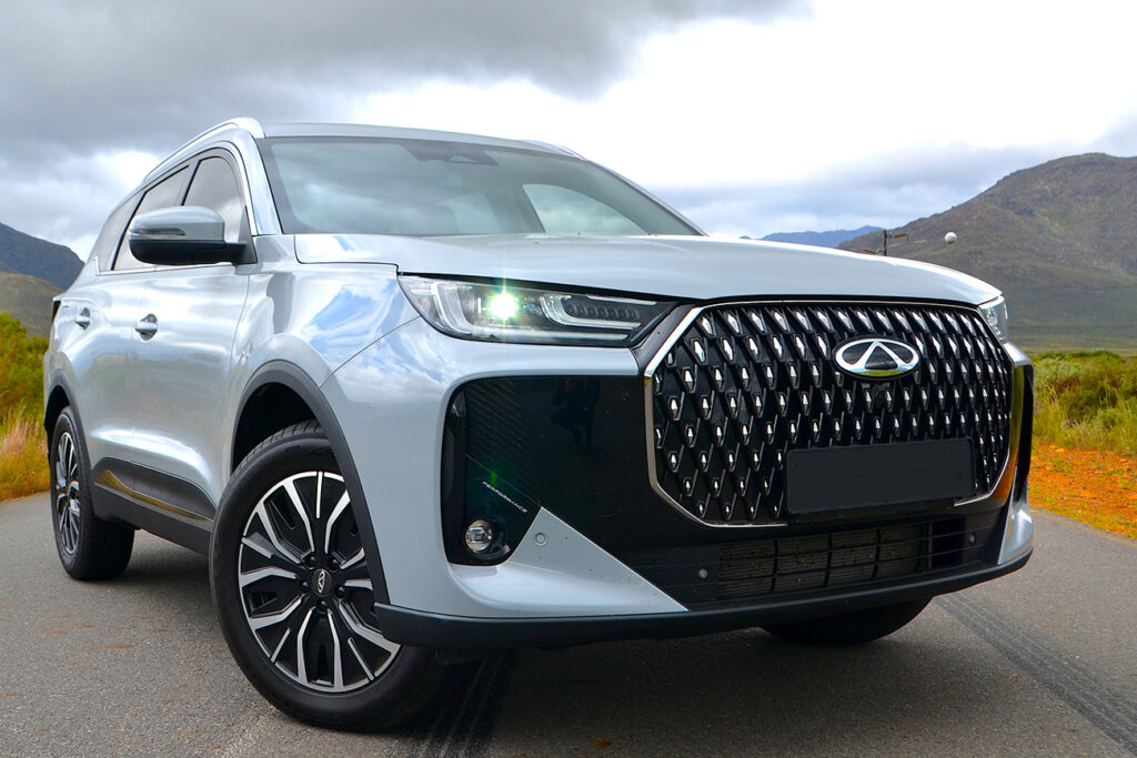 Eksion Jadi Kartu Baru Wuling di Laga SUV Tujuh Penumpang PHEV, Tiggo 8 CSH Menanti