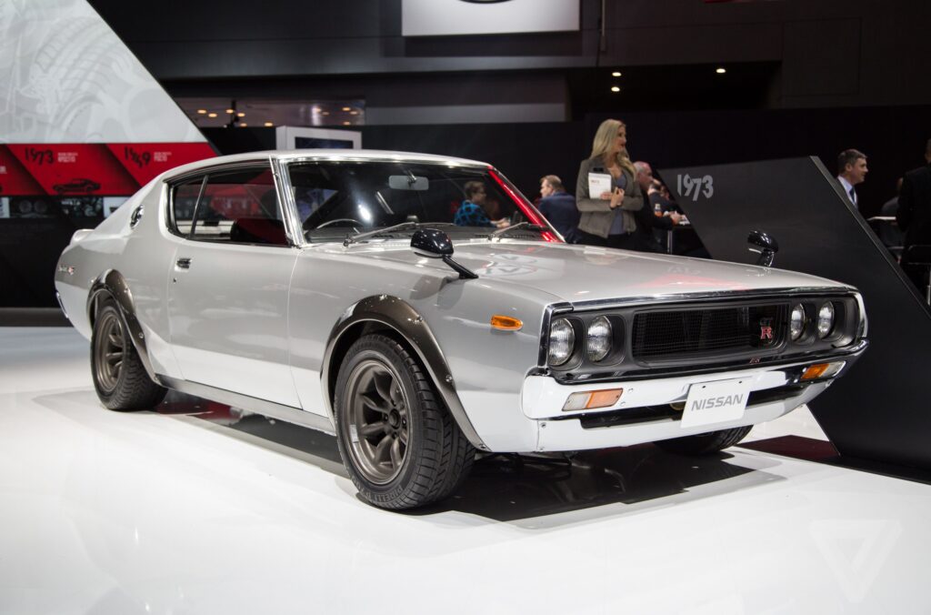 Nissan Perlihatkan Skyline Baru Bergaya Klasik, Mesin V6 dan AI Siap Mengiringi Lahirnya Kembali Ikon Ini