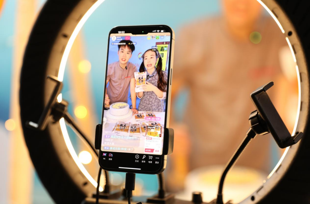 China Wajibkan Izin Wali Untuk Tipping Live Streaming, Anak Di Bawah 16 Tahun Diperketat