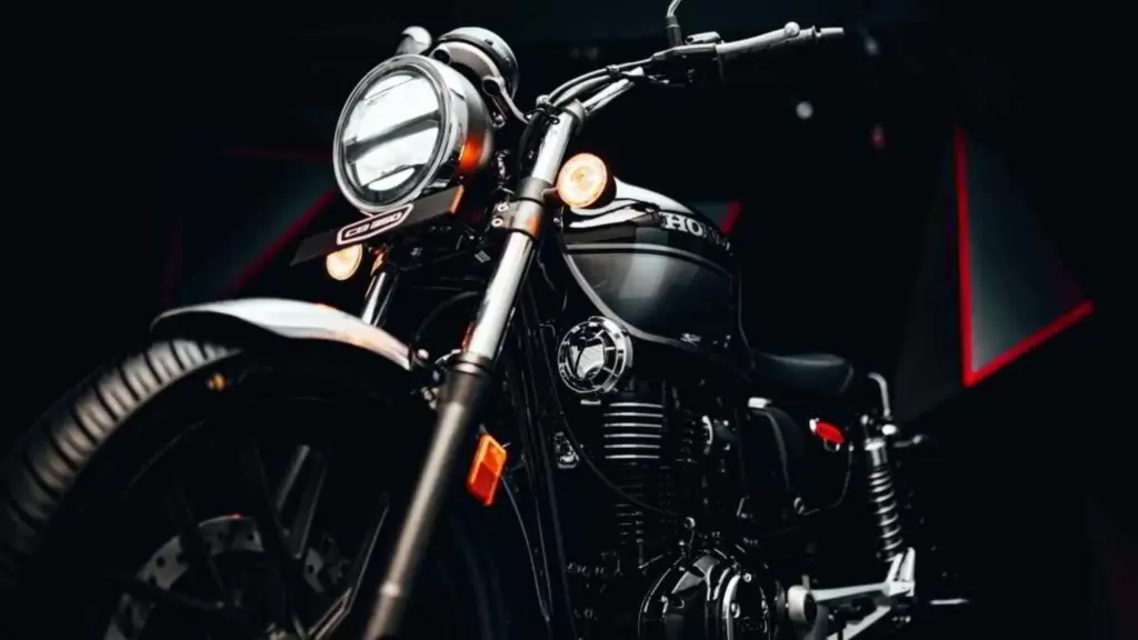 Mesin Dan Fitur Honda CB350 Special Edition Lebih Kuat, QJMOTOR SRV 200 MT Tawarkan Rasa Cruiser