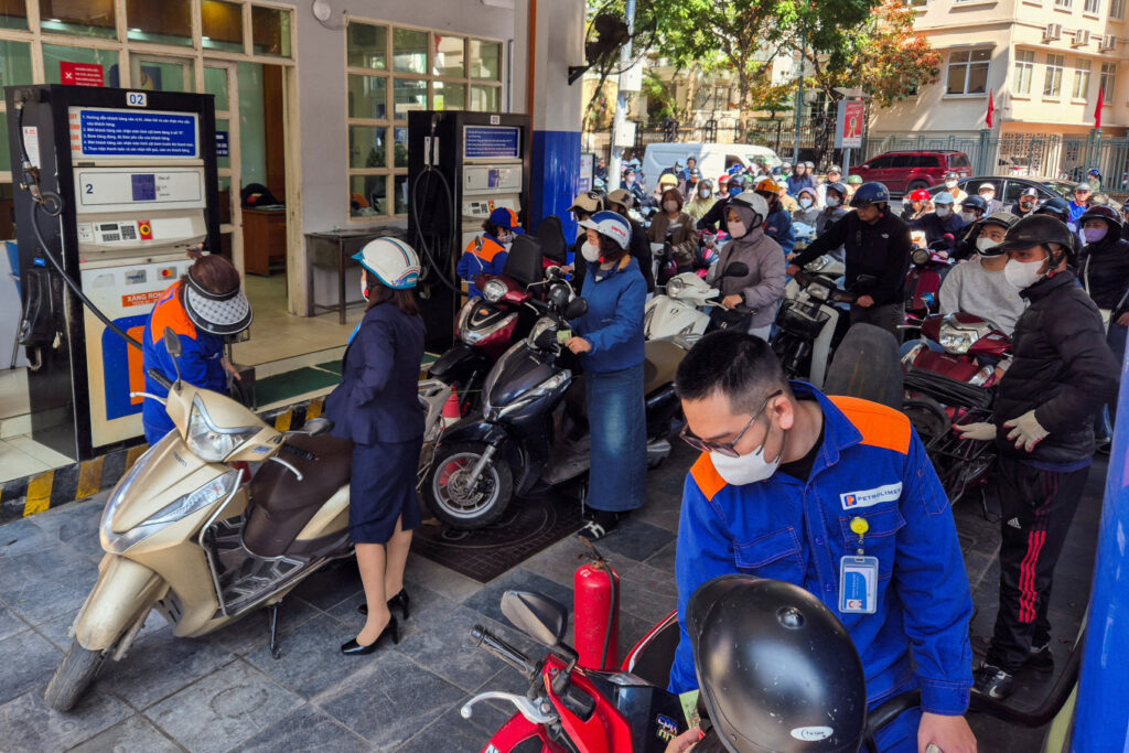 Subsidi Energi Membengkak Saat Harga Minyak Dunia Melonjak, BBM Nonsubsidi Ditekan Sesuai Pasar