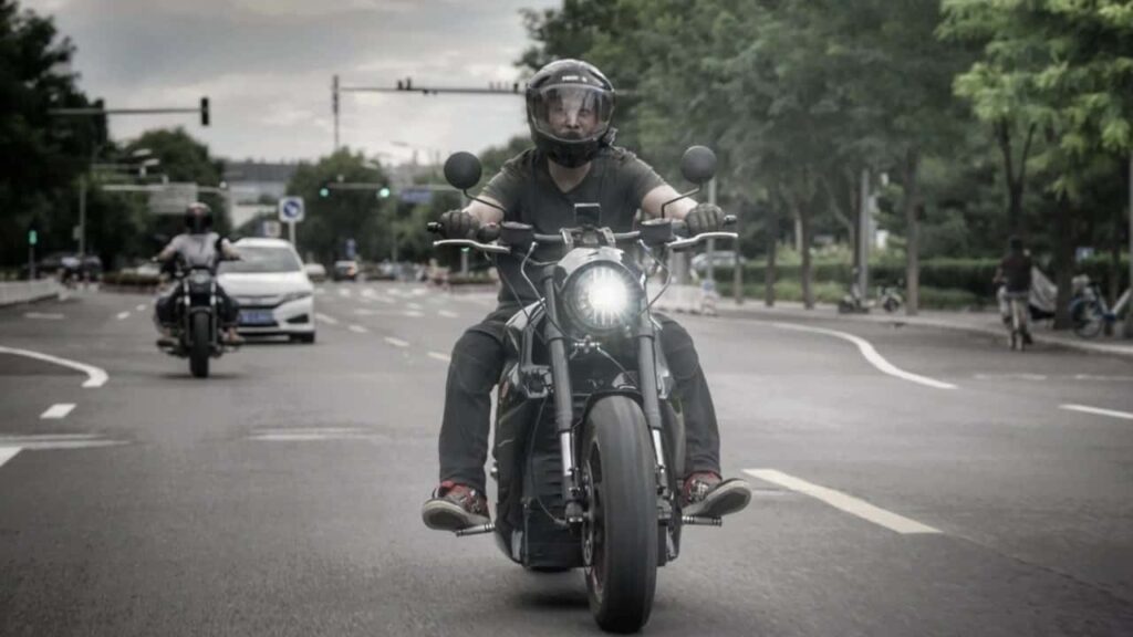 Jarak Tempuh 180 Kilometer Dan Biaya Rp5 Ribuan, U-Winfly M135 Siap Buat Harian Hingga Touring