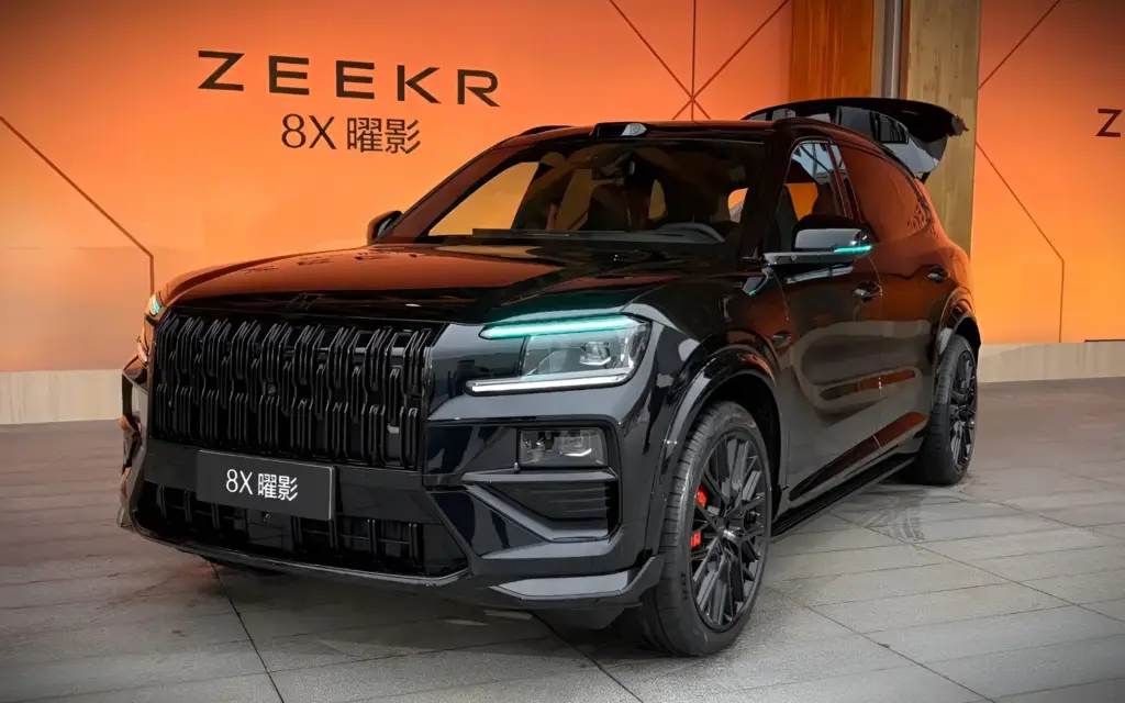 Zeekr 8X Dibanjiri 10 Ribu Pesanan Dalam Setengah Jam, Harga Premiumnya Tetap Diserap Pasar