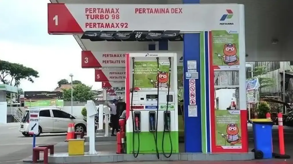 Harga BBM Nonsubsidi Masih Dievaluasi, Bahlil Sebut Pengumuman Resmi Tinggal Menunggu Waktu