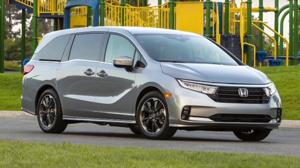 Airbag Odyssey 2018-2022 Bisa Mengembang Saat Melintasi Jalan Rusak, Honda Tarik 440 Ribu Unit