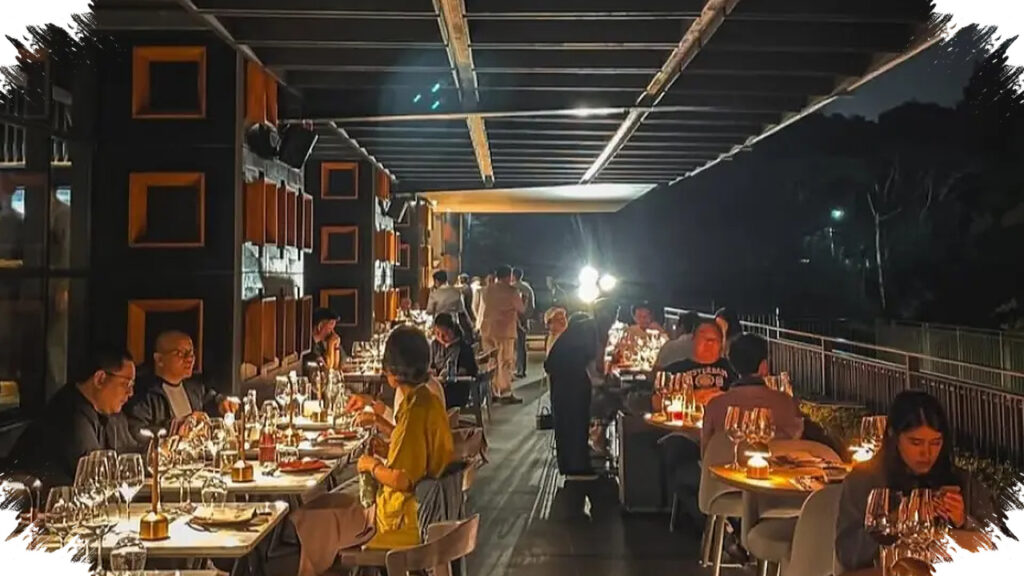 Lima Belas Tempat Makan Malam Instagramable Di Bandung, Dari Rooftop Hingga Interior Hangat Untuk Berdua
