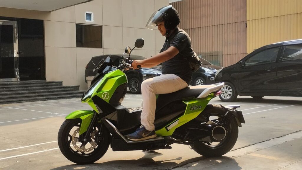 Tarikan Seketika Alva Cervo, Bikin Pindah Dari Motor Bensin Terasa Lebih Mudah