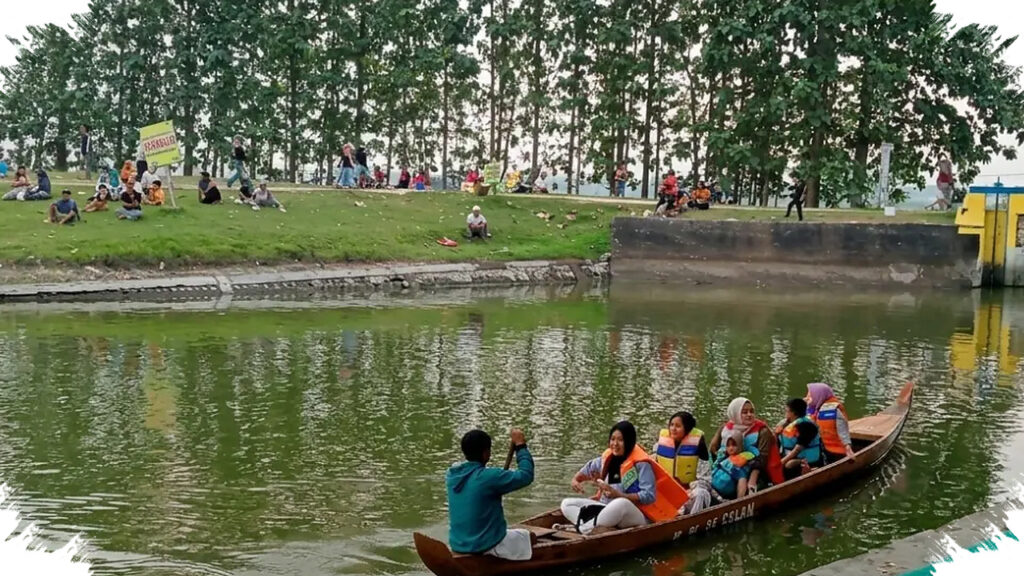 Akhir Pekan Di Waduk Sonorejo Bisa Seramai Ribuan Orang, Harga Makanan Tetap Ramah Di Kantong