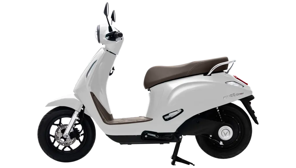 VinFast Evo Lite Banderol Rp9 Jutaan, Mampu Tempuh 205 Km dan Baterainya Bisa Dicopot