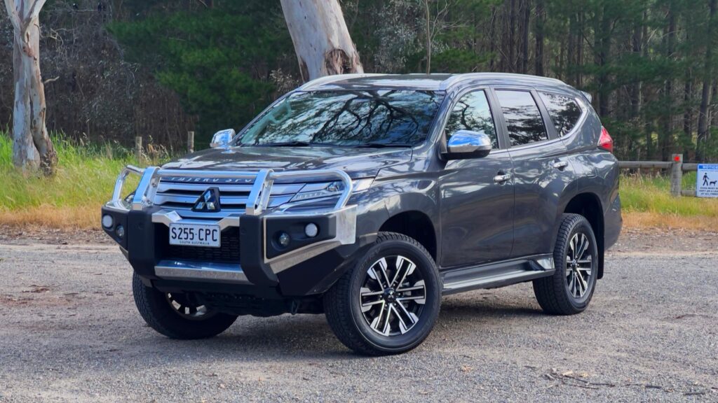 Isi Penuh Pajero Sport Kini Bisa Lewati Rp2 Juta, Selisih Harga Solar Terasa Besar