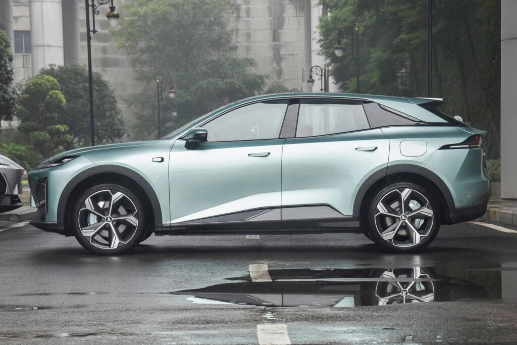 Jarak Tempuh Panjang Tak Lagi Jadi Soal, Changan Bawa REEV Dengan Rasa Mobil Listrik