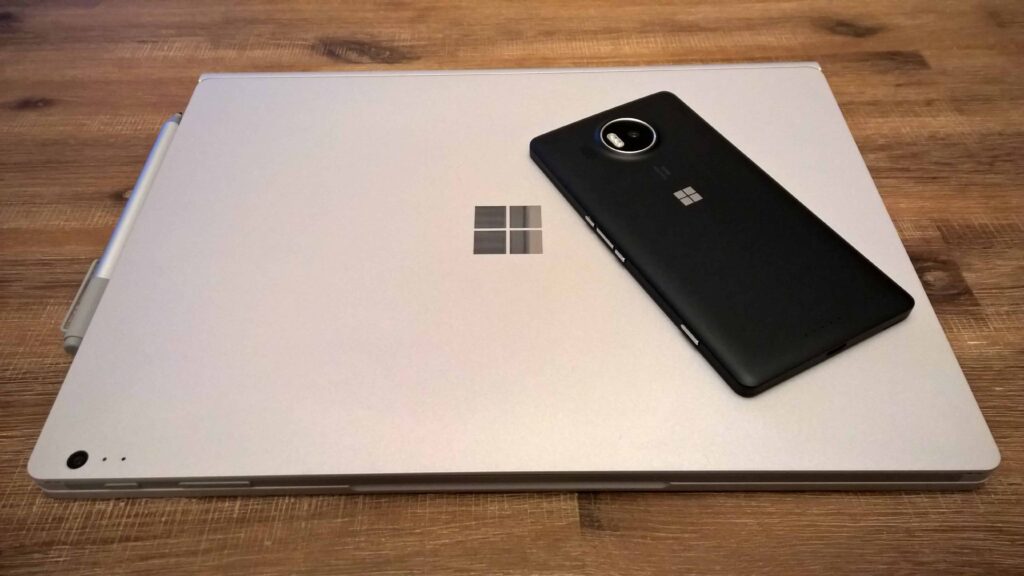 Continuum, Kamera, Dan Baterai Lepas, Tiga Daya Tarik Lumia 950 XL Yang Sulit Digantikan