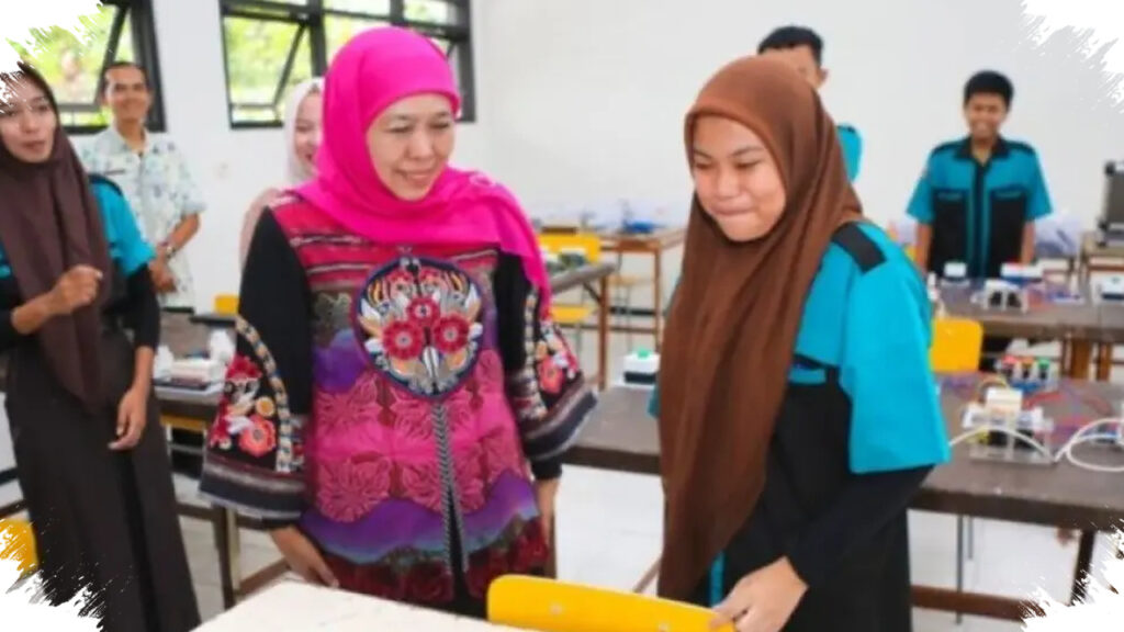Sebagian Besar Lulusan SMK Jatim Sudah Terserap, BMW Khofifah Mendorong Jalur Kerja Baru