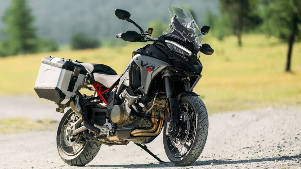 Ducati Multistrada Bikin Touring Lebih Tenang, Mesin Besar Dan Teknologi Pintar Jadi Andalan
