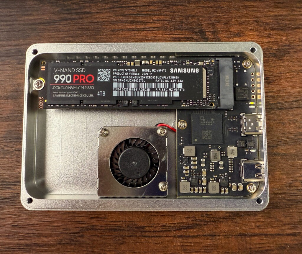 SSD Eksternal Rakitan Bisa Lebih Hemat, Sekaligus Membuka Jalan Upgrade Lagi
