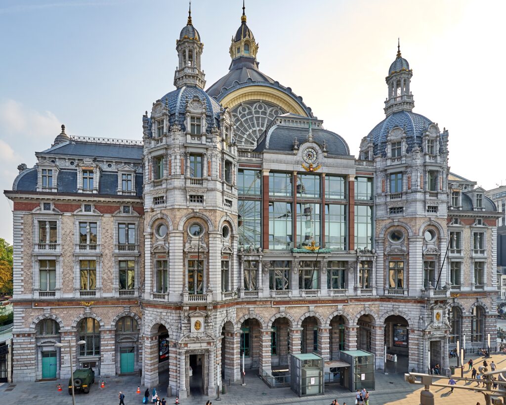 Antwerpen Centraal, Katedral Kereta Belgia yang Tetap Melaju di Tengah Kemegahan