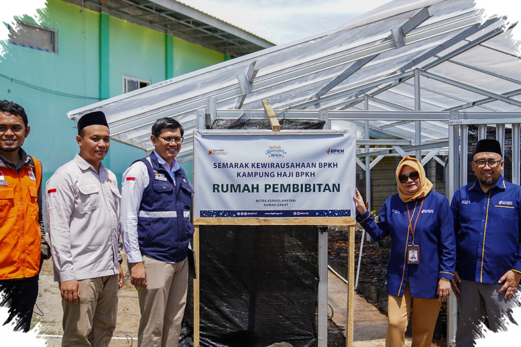 Rumah Pembibitan Kakao Diharapkan Menggerakkan Ekonomi Kampung Haji BPKH Sigi