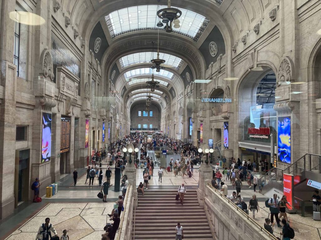 Di Balik Kemegahan Milano Centrale, Ada Memorial Holocaust Dan Ruang Rahasia Yang Tersembunyi