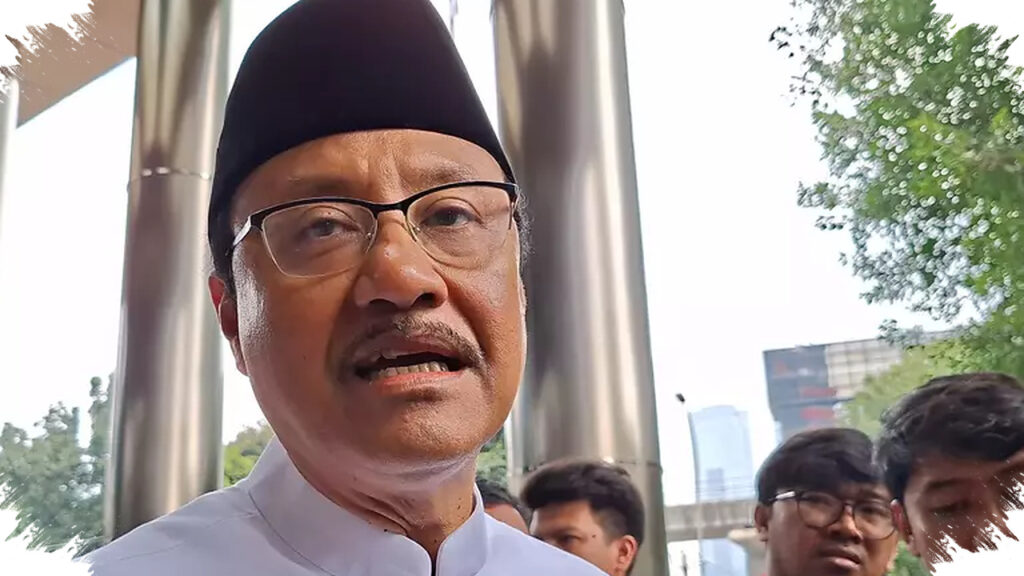 Gus Ipul Tegaskan Sepatu Sekolah Rakyat Itu Hadiah Khofifah, Bukan Pengadaan Kemensos