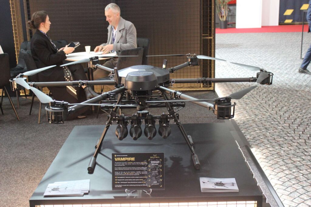 Kazhan Kini Mampu Mengunci Target Bergerak, Drone Pembom Murah Ini Makin Berbahaya