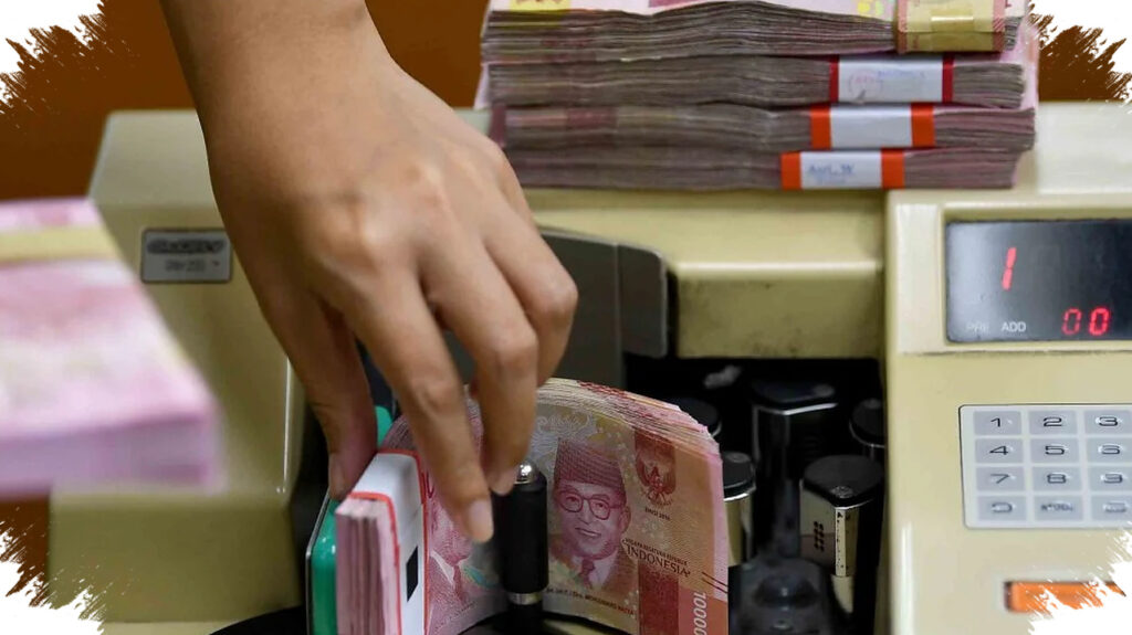 Antre Teller Pernah Jadi Cara Biasa Kirim Uang, Sekarang Cukup Lewat Ponsel
