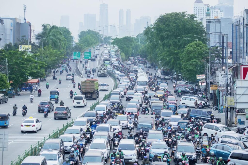 Mobil Listrik Di Jakarta Tetap Bebas Pajak Dan Ganjil Genap, Pramono Ikuti Arahan Pusat
