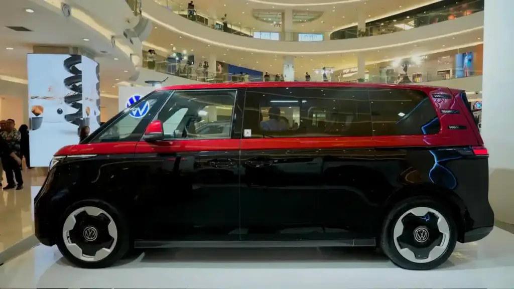 Harga Rp 1,49 Miliar Jadi Pintu Masuk ID. Buzz Eclipse Edition, VW Tawarkan Tiga Kabin Personal