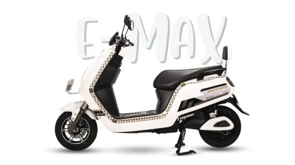 Jarak 230 Km Sekali Cas, Selis E-Max Tembus Rp28 Juta dan Mengancam Motor Bensin Harian