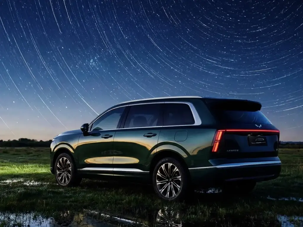 Kabin Super Lega dan Efisien, Wuling Starlight L Siap Menantang SUV Keluarga Rival