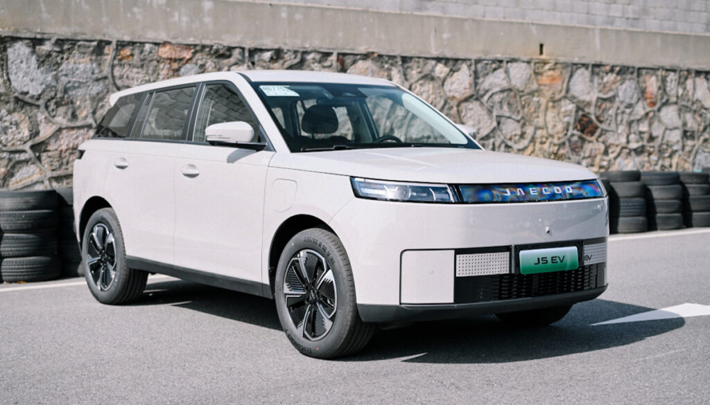 Wuling Eksion EV Tawarkan Jarak Lebih Jauh dan Kabin Tujuh Penumpang, Jaecoo J5 EV Tetap Lebih Murah