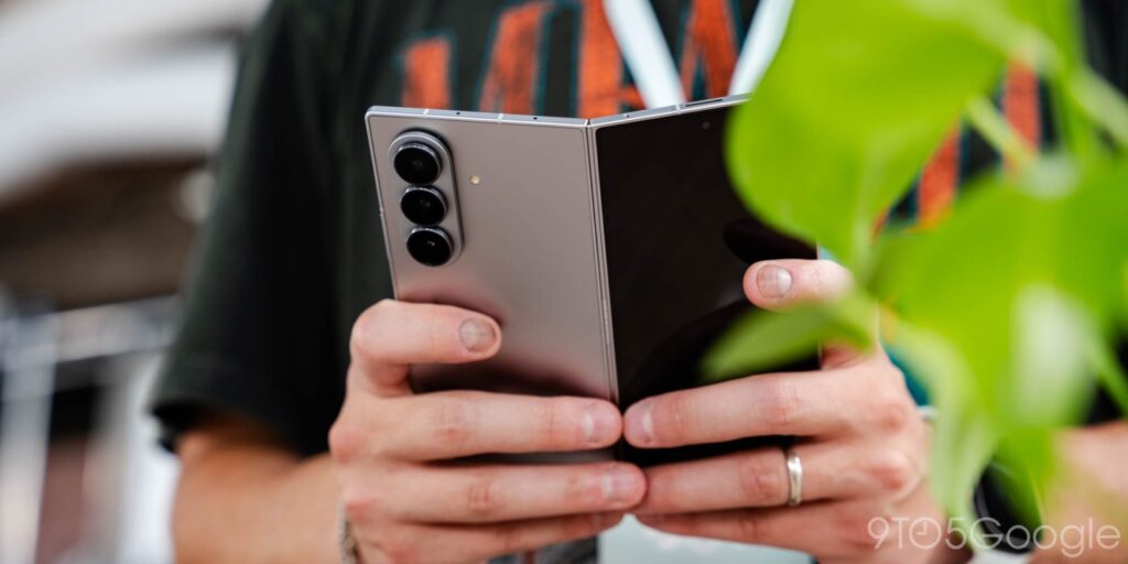 Galaxy Wide Fold Tunjukkan Wajah Baru Fold Samsung, Layar Lebih Lebar dan Desain Berbeda