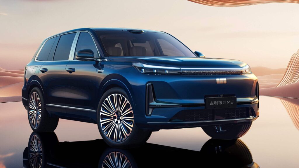 Geely Cuma Punya Dua Model Di Australia, Tapi Targetnya Jauh Lebih Besar Dari Itu