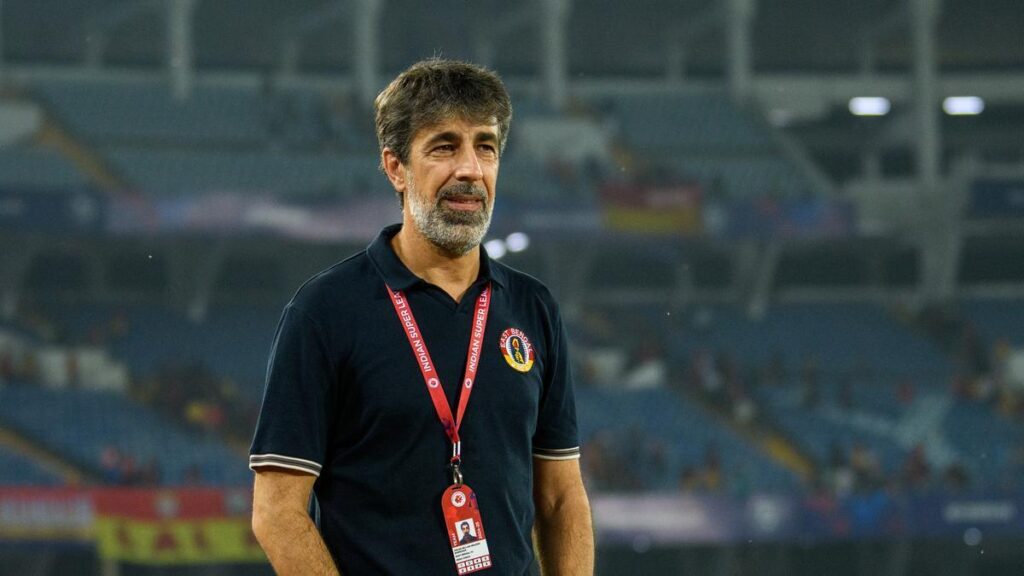 Oscar Bruzon Pastikan Hengkang Akhir Musim, East Bengal Hadapi Laga Terakhir Penuh Tekanan Melawan Mumbai City