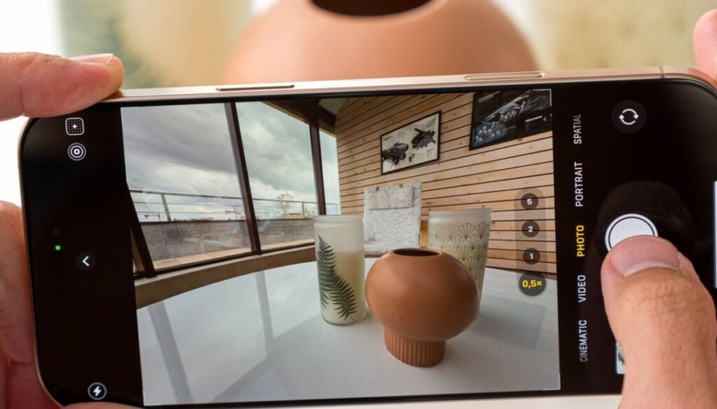 iOS 27 Bawa Siri Mode Ke Kamera iPhone, Bisa Memindai Label Hingga Struk Seketika