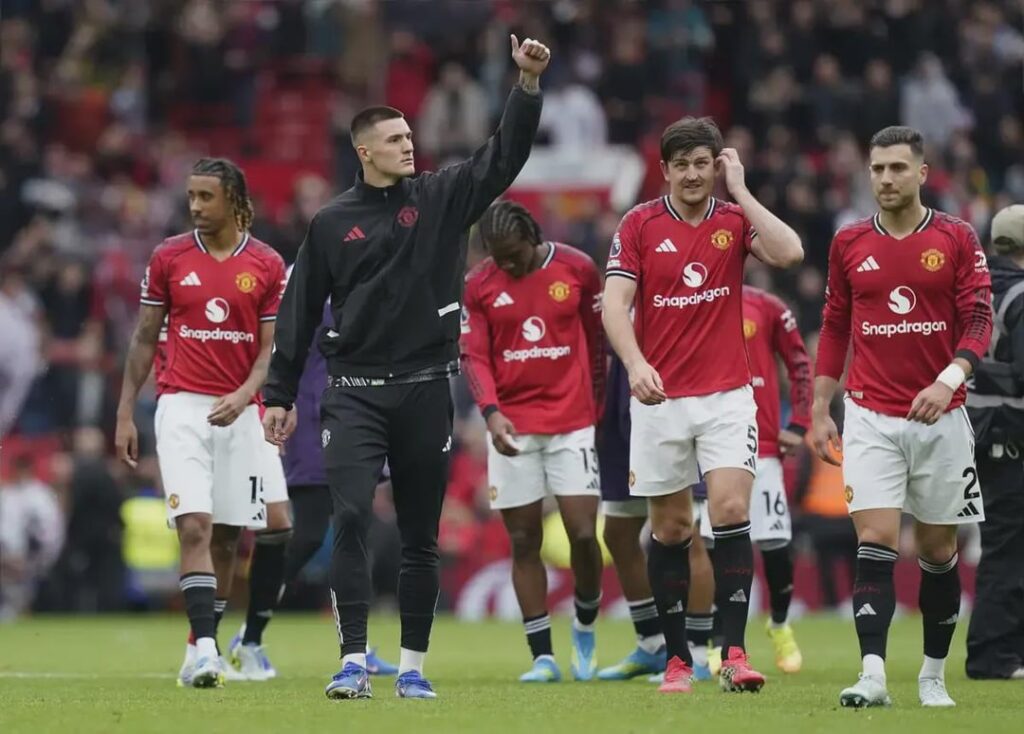 Kobbie Mainoo Jadi Penentu, Manchester United Pastikan Tiket Liga Champions Usai Hajar Liverpool 3-2