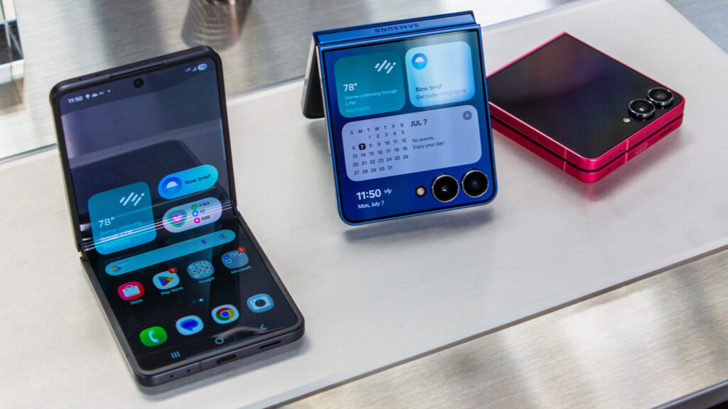 Samsung Siapkan Galaxy Z Flip 8 Yang Lebih Ringkas, Lipatan Layar Kabarnya Makin Samar