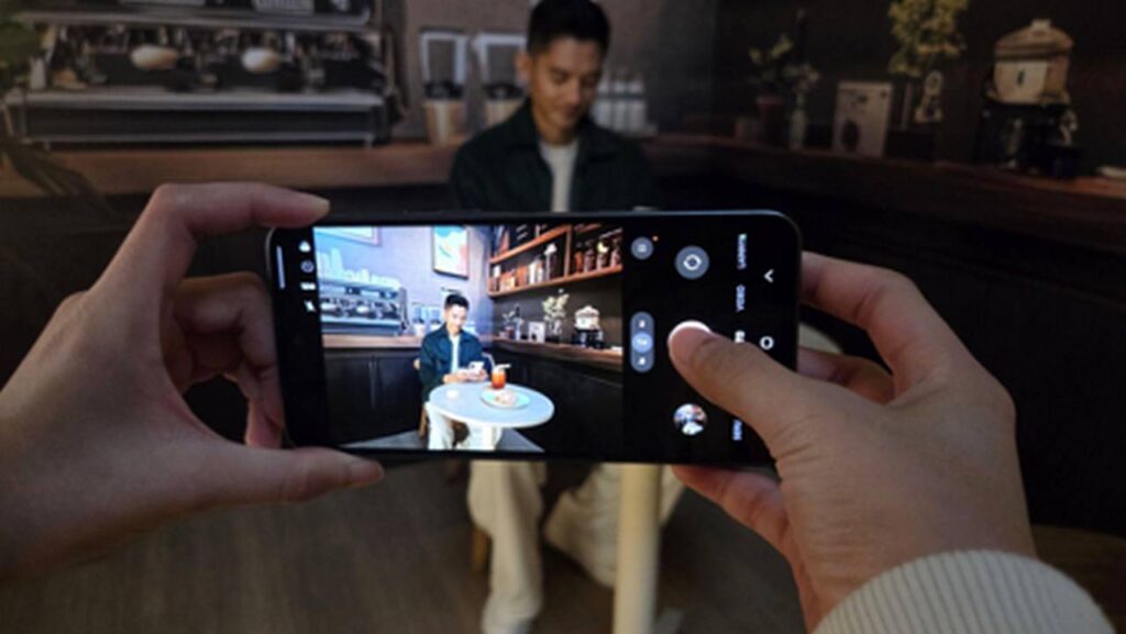 Galaxy A37 5G Jadi Pilihan HP Midrange Samsung dengan Kamera Tajam dan Baterai Awet