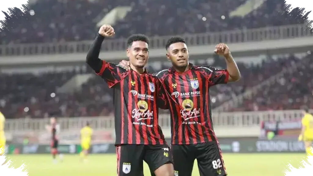 Persipura Lolos Ke Playoff Promosi, 32.800 Penonton Menggiring Kemenangan Atas Persiku